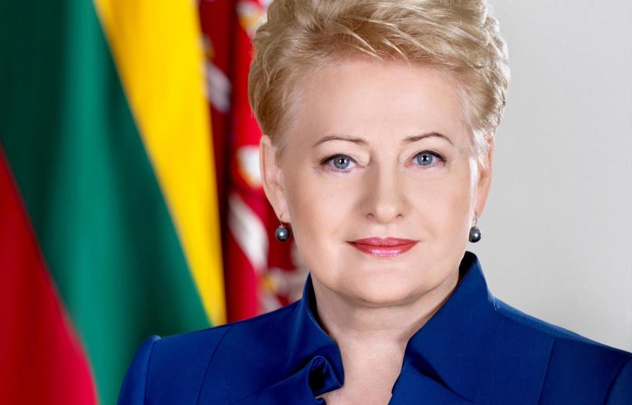 Presidente de Lituania advierte retraso en Brexit