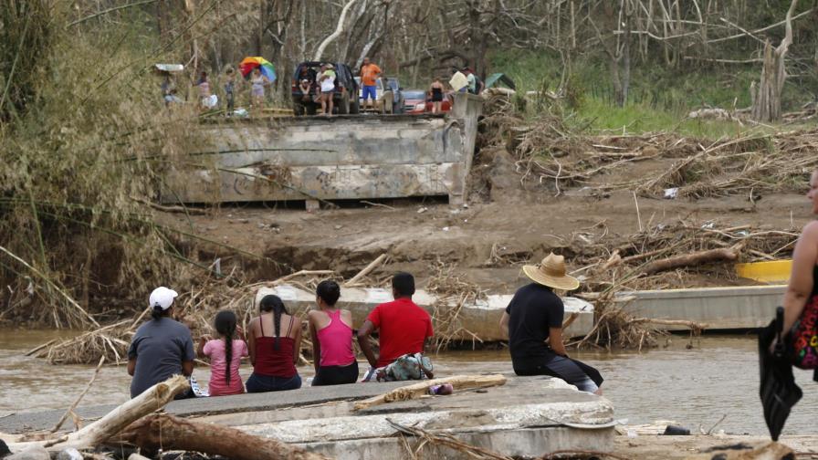 Beltrán recauda $1,3 millones para ayudar a Puerto Rico Beltrán recauda $1,3 millones para ayudar a Puerto Rico