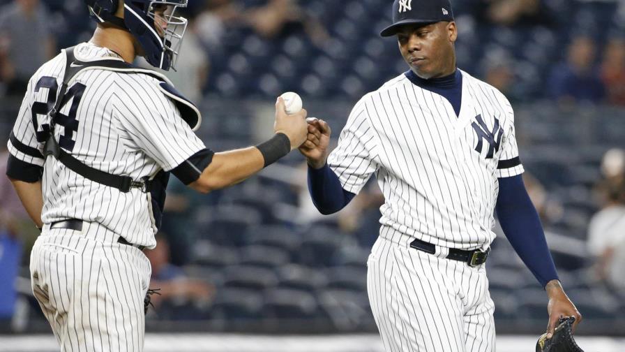 Girardi confía en Gary Sánchez pese a pifias defensivas Girardi confía en Gary Sánchez pese a pifias defensivas