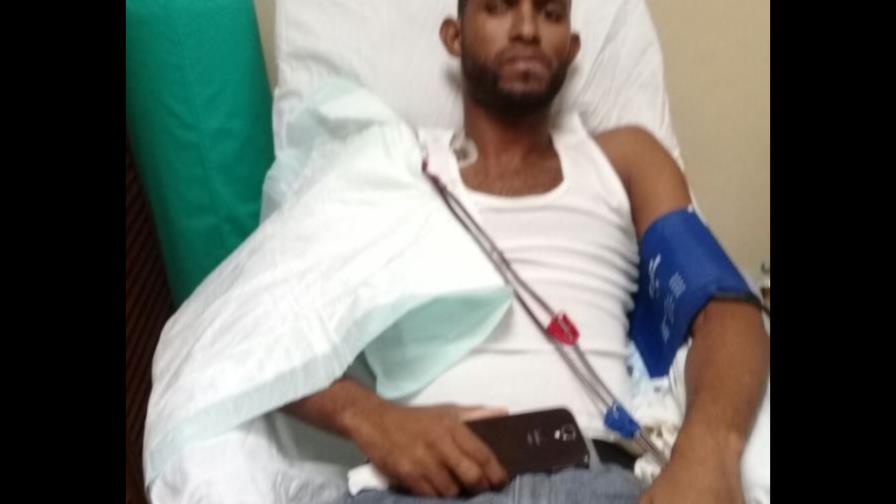 Familiares de joven enfermo piden ayuda para tratamiento de diálisis 