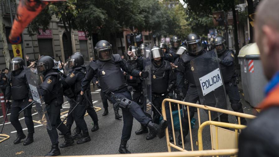 Barcelona y Las Palmas a puerta cerrada en protesta 