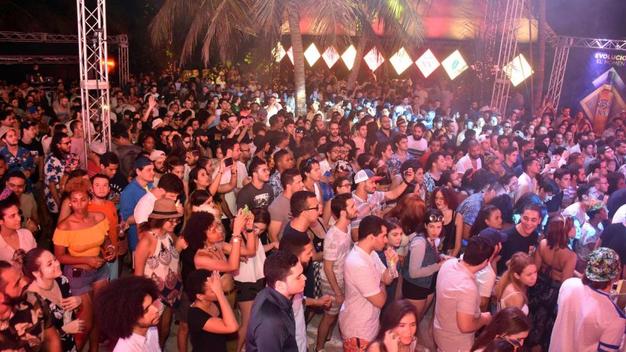 The Pineapple Ball, con un montaje innovador