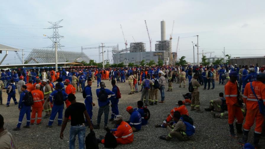 Inician negociación por paro en Punta Catalina