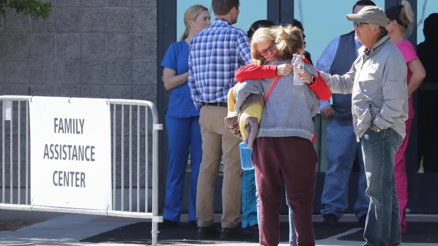 Muertos en tiroteo en Las Vegas ascienden a 59; heridos suman 527 Muertos en tiroteo en Las Vegas ascienden a 59; heridos suman 527