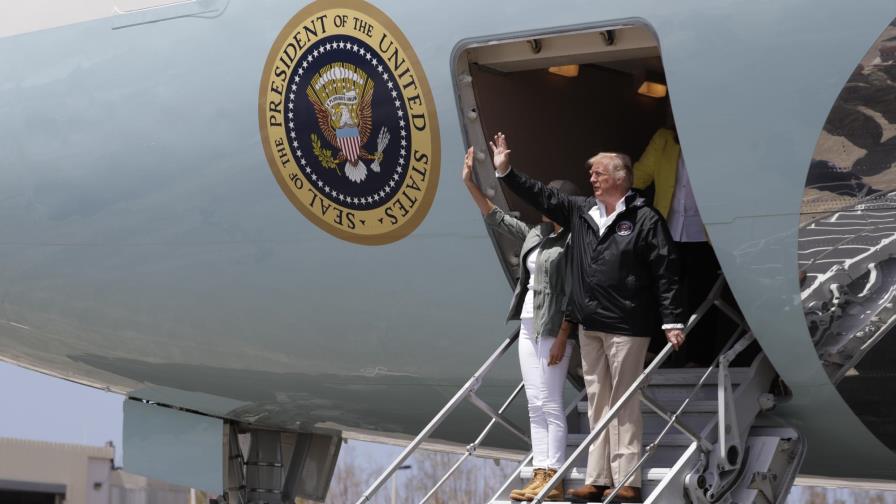 Trump llega a Puerto Rico para constatar devastación causada por huracanes
