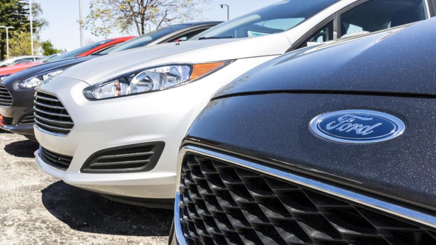 Huracanes impulsan ventas de vehículos en EEUU