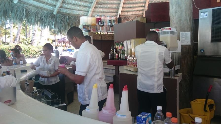 Ingresos de más de un millón de personas dependen del turismo