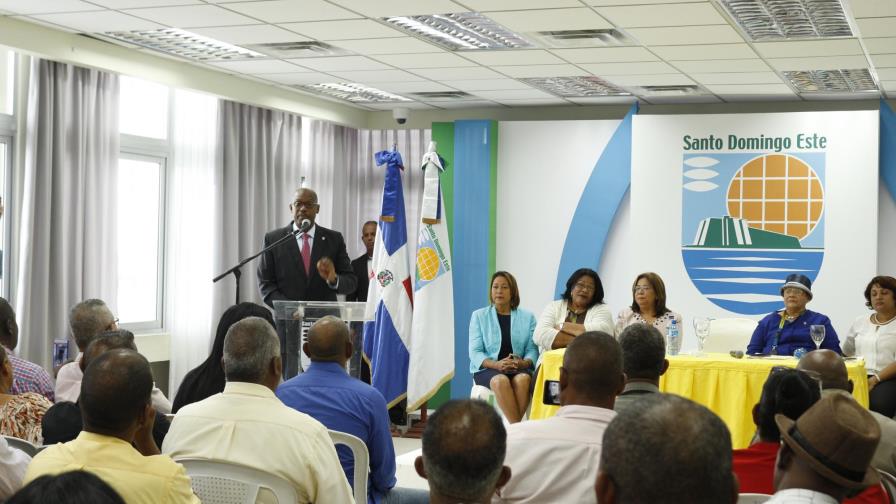 Alcalde Alfredo Martínez pide a comunitarios priorizar necesidades en Presupuesto Participativo 