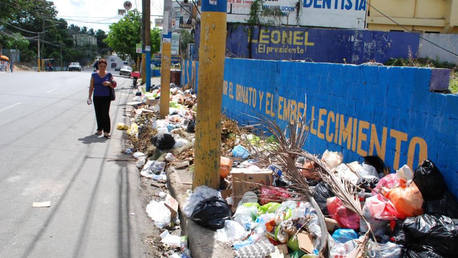 Dominicana Limpia tiene listo informe sobre solución al problema de la basura Dominicana Limpia tiene listo informe sobre solución al problema de la basura