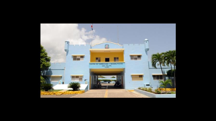 Acusan mujer de 73 años de formar banda que estafa vía telefónica en Puerto Plata 