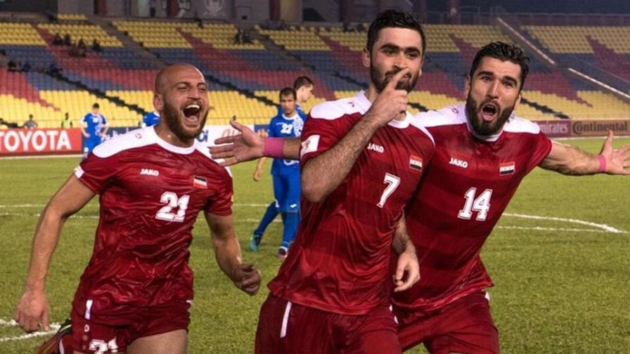 Siria, pese a la guerra, se mantiene en la carrera por acudir al Mundial-2018 Siria, pese a la guerra, se mantiene en la carrera por acudir al Mundial-2018