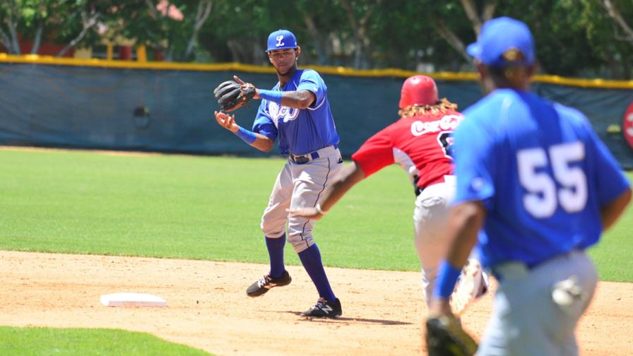 Miguel Gómez da doble; Tigres pierden primero pretemporada