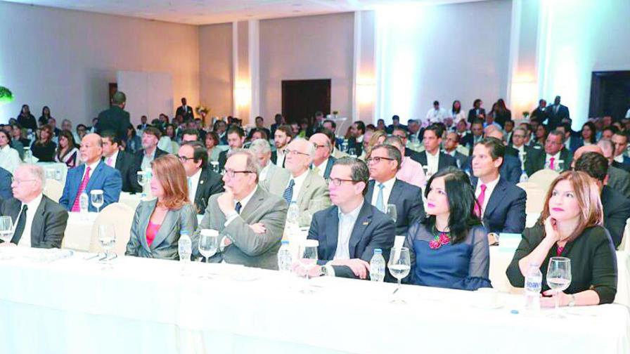 AIRD rechaza primarias abiertas y el CONEP pide enfocarse en fondos