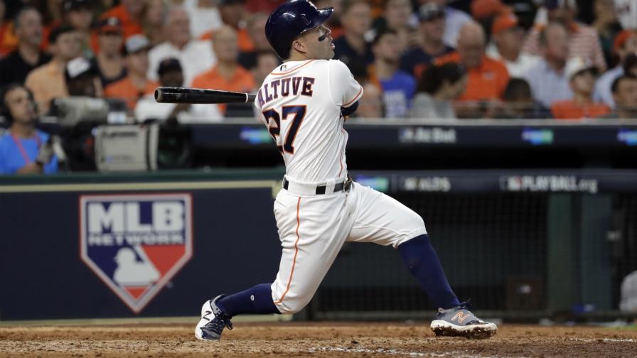 Altuve pega 3 jonrones y Astros toma ventaja sobre Boston 