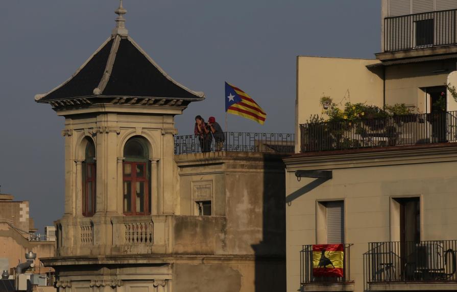 Justicia y bancos ponen trabas a la declaración de independencia catalana