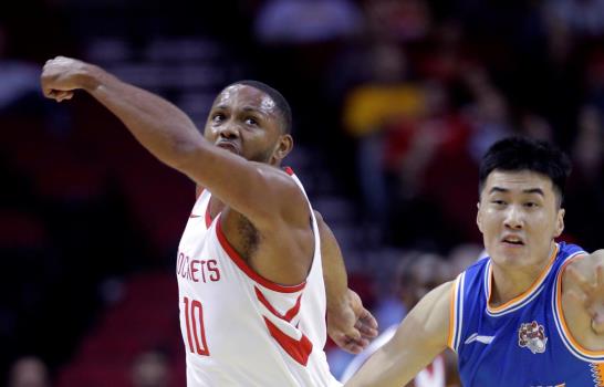 Trevor Ariza lidera exhibición de Rockets; triunfos de Nets, Trail Blazers y Magic