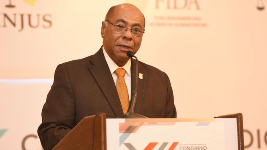 Milton Ray Guevara destaca los aportes del TC a la sociedad
Ray Guevara destaca aportes del Tribunal Constitucional a la sociedad