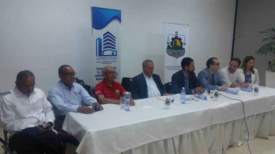 Constructores se quejan     por lentitud de permisos 