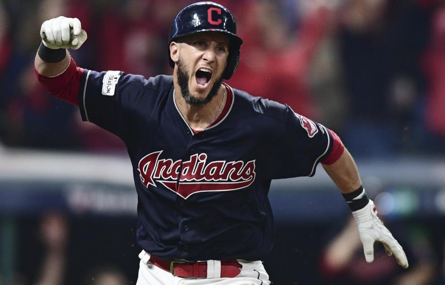 Hit de oro del Yan Gomes le da triunfo a Indios sobre Yankees en 13 episodios 