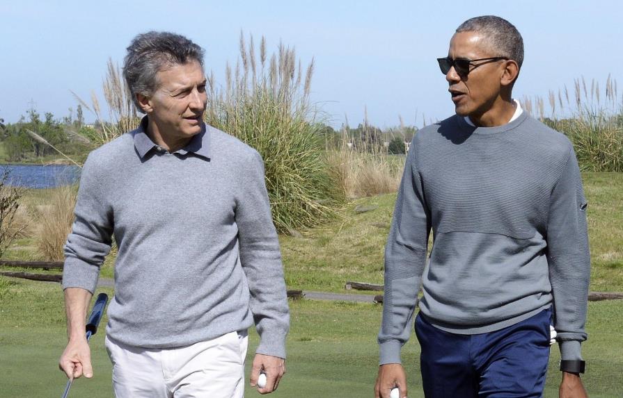 Obama juega golf con Macri durante visita a Argentina 