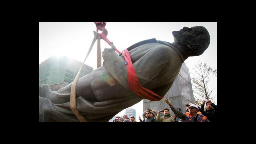 Ucrania borra toda huella de su pasado soviético de las calles 