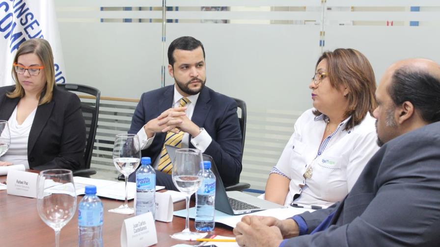 COMPETITIVIDAD llama a empresarios a participar en consultas sobre registro sanitario COMPETITIVIDAD llama a empresarios a participar en consultas sobre registro sanitario