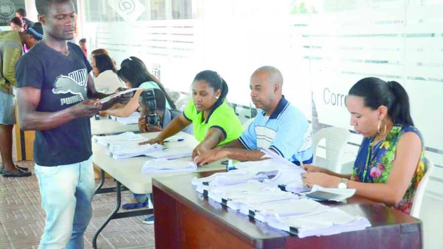 PNUD pide a JCE informe beneficiados de ley de Naturalización