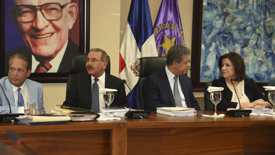 Politólogos advierten sólo con un acuerdo en el PLD se aprobará Ley Politólogos advierten sólo con un acuerdo en el PLD se aprobará Ley