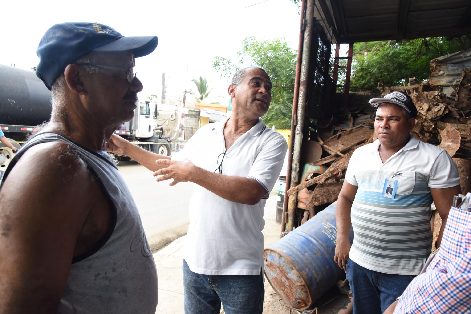 Los dirigentes comunitarios. 