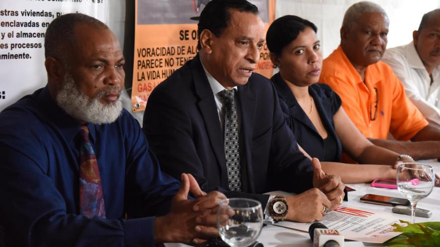 Organismo dice es peligroso vender todo tipo de combustible en una misma estación