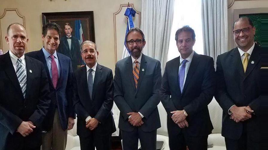 Hoteleros de Playa Dorada visitan al Presidente y le presentan nuevo proyecto