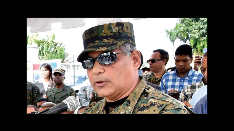 Ministro de Defensa pone a disposición médicos militares por paro de 48 horas del sector Ministro de Defensa pone a disposición médicos militares por paro de 48 horas del sector