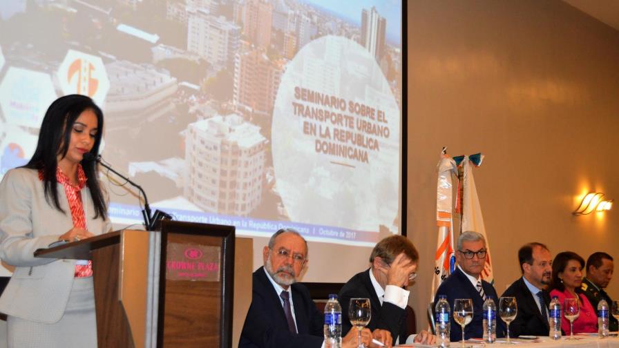 Directora del Intrant aboga por más eficiencia en la movilidad