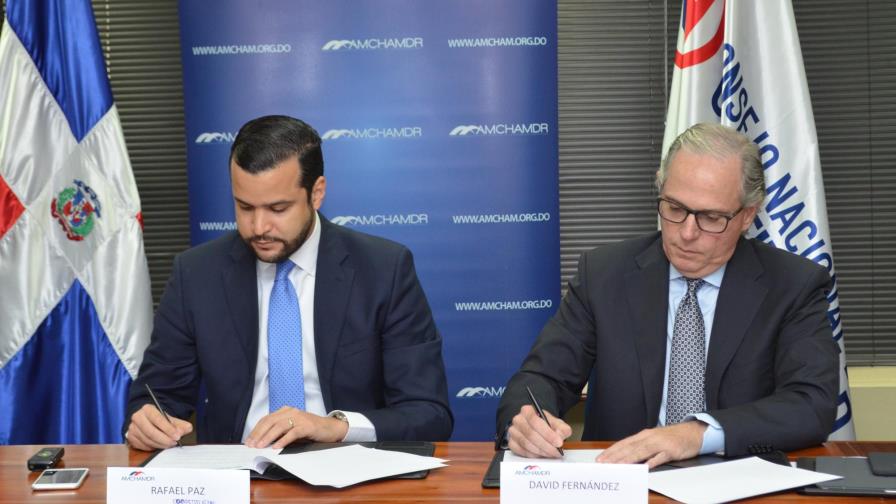 COMPETITIVIDAD y AmchamDR firman acuerdo para impulsar política de innovación