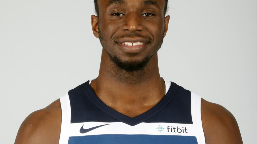 Los Wolves atan a Andrew Wiggins por US$148 millones y cinco años
