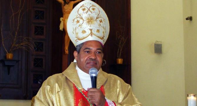 Obispo de Puerto Plata condena huelga médica  