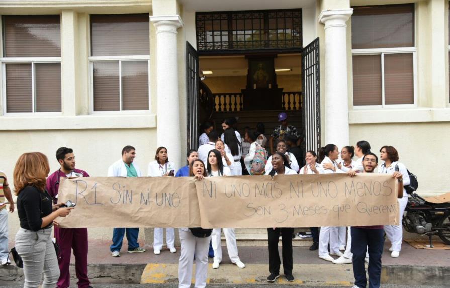 Colegio Médico radicaliza lucha y anuncia nueva huelga por tres días