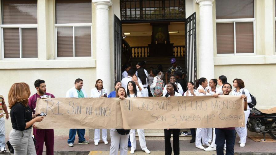 Colegio Médico radicaliza lucha y anuncia nueva huelga por tres días