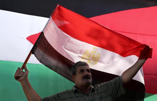 Rivales palestinos alcanzan acuerdo sobre control de Gaza 