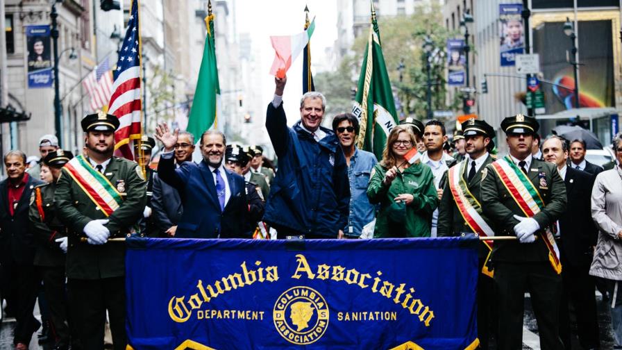 Nueva York rinde homenaje a legado de Colón entre polémica por futuro de estatuas