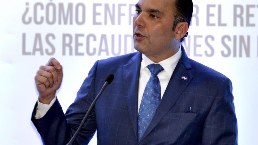 Director de Aduanas insta al empresariado evitar subvaluaciones al hacer declaraciones Director de Aduanas insta al empresariado evitar subvaluaciones al hacer declaraciones