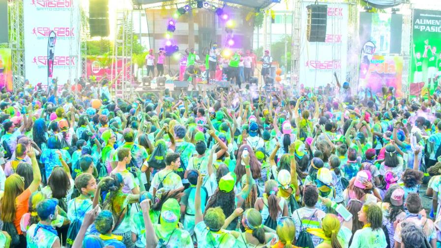 Todos coloridos por una causa