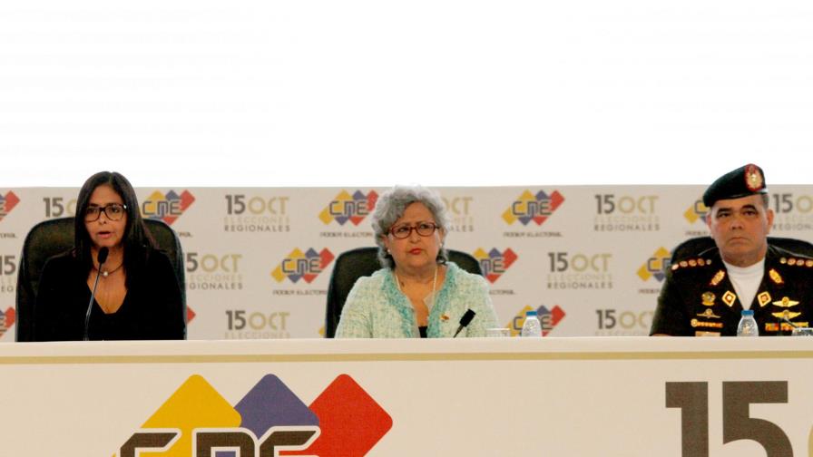 Aún dolida por las protestas, Venezuela acude a elecciones regionales