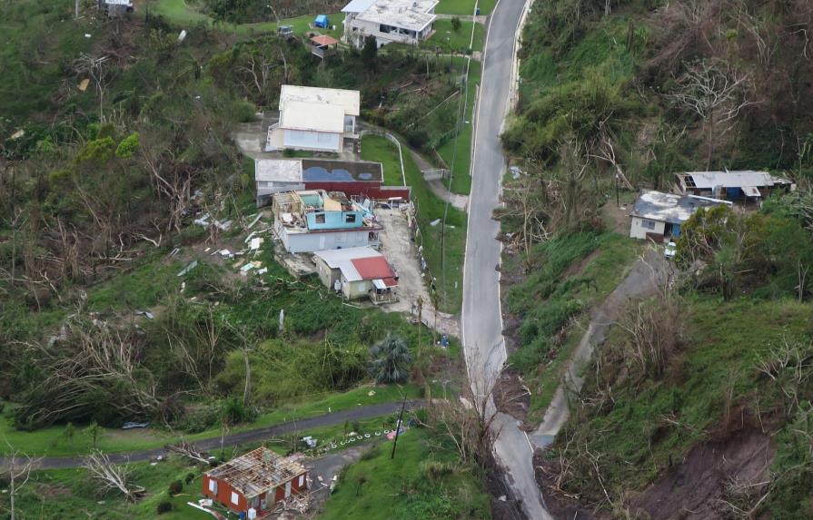 Puerto Rico prevé en diciembre recuperar 95% de servicio energía caído por huracán 
