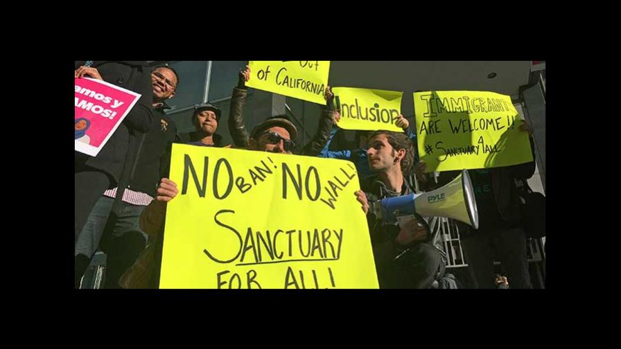 Juez de EEUU mantiene bloqueo de reglas sobre fondos para ciudades santuario