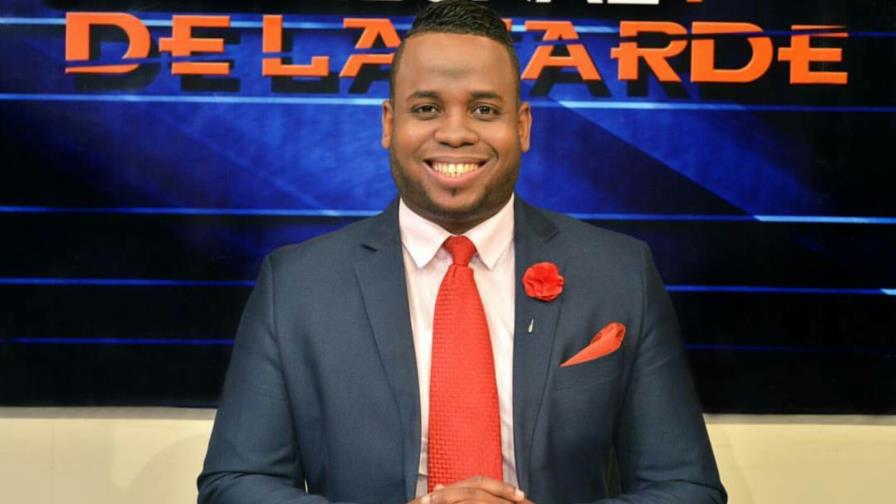 Comunicador Elvin Castillo explica las ventajas de celebrar primarias abiertas y simultáneas 