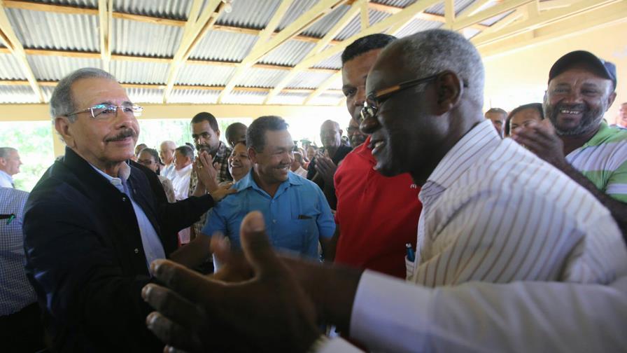 Gobierno financiará 27 salas de ordeño a ganaderos Dajabón