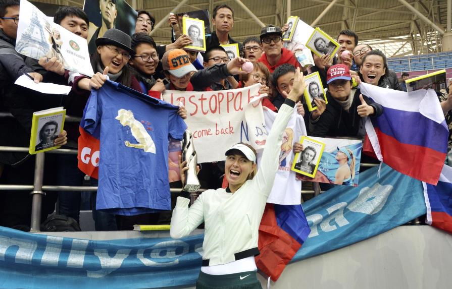 María Sharapova gana en China para su primer titulo tras dopaje