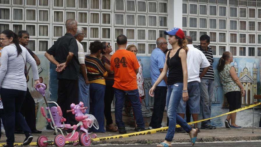 Oposición pide a venezolanos acompañar a testigos de mesa en cómputo de actas