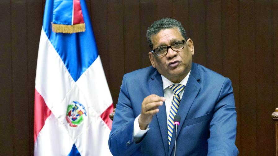 Presidente Cámara de Diputados dice  se trabaja para aprobar Ley de Partidos